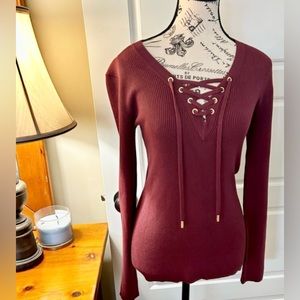 MICHAEL KORS Lace Front  Pull Over with Gold Tone Grommets NWOT Size M